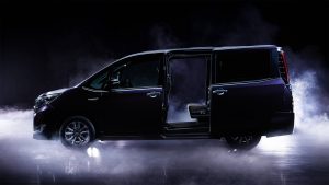 carlineup_esquire_exterior_top_pic_03_02_large