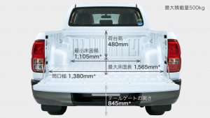 carlineup_hilux_interior_space_pic_01