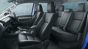 carlineup_hilux_interior_top_pic_04_02_01